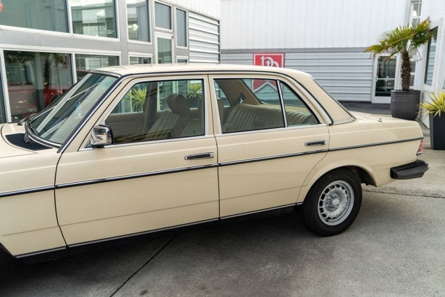 1982 Mercedes-Benz 300D Turbo Diesel