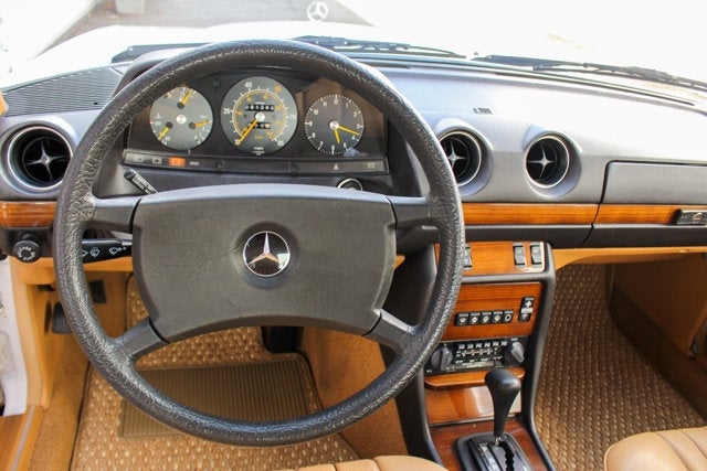 1981 Mercedes-Benz 300CD Coupe