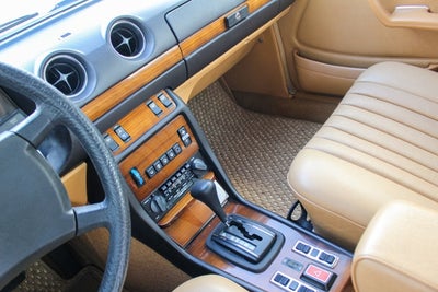 1981 Mercedes-Benz 300CD Coupe