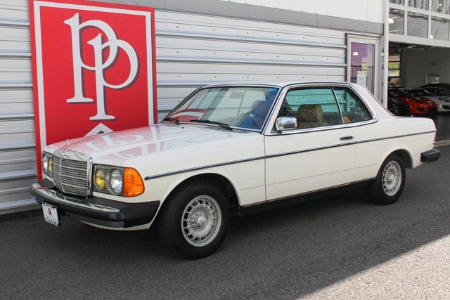 1981 Mercedes-Benz 300CD Coupe