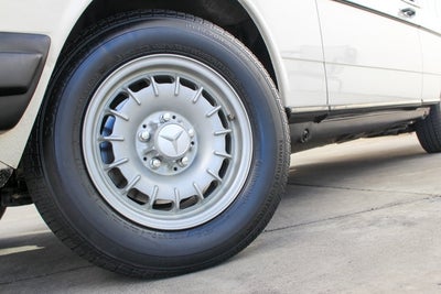 1981 Mercedes-Benz 300CD Coupe