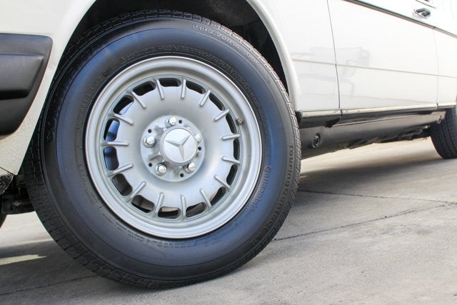 1981 Mercedes-Benz 300CD Coupe