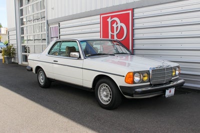 1981 Mercedes-Benz 300CD Coupe