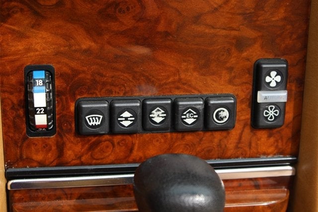 1985 Mercedes-Benz 380SL Base