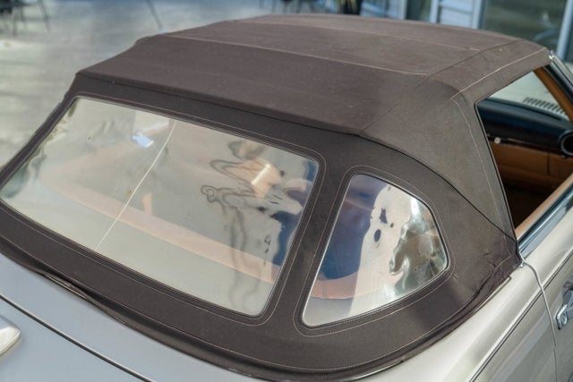 1986 Mercedes-Benz 560SL Base