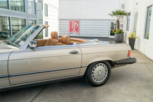 1986 Mercedes-Benz 560SL Base