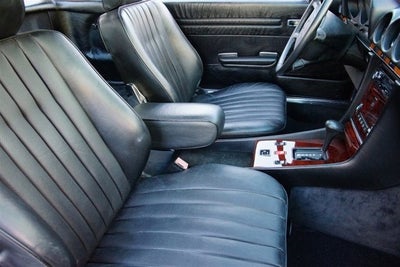 1986 Mercedes-Benz 560SL Convertible