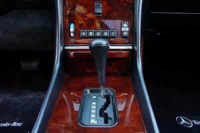 1986 Mercedes-Benz 560SL Convertible