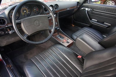 1987 Mercedes-Benz SL-Class 560SL