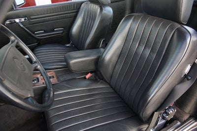 1987 Mercedes-Benz SL-Class 560SL