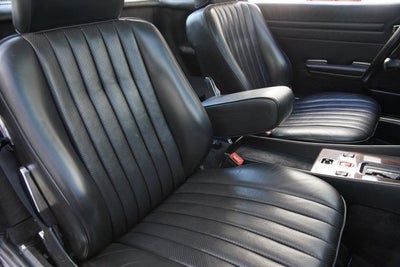 1987 Mercedes-Benz SL-Class 560SL