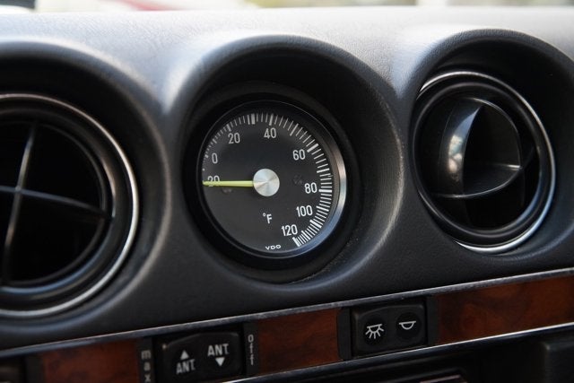 1987 Mercedes-Benz SL-Class 560SL