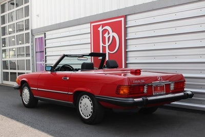 1987 Mercedes-Benz SL-Class 560SL