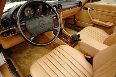 1987 Mercedes-Benz 560SL Convertible
