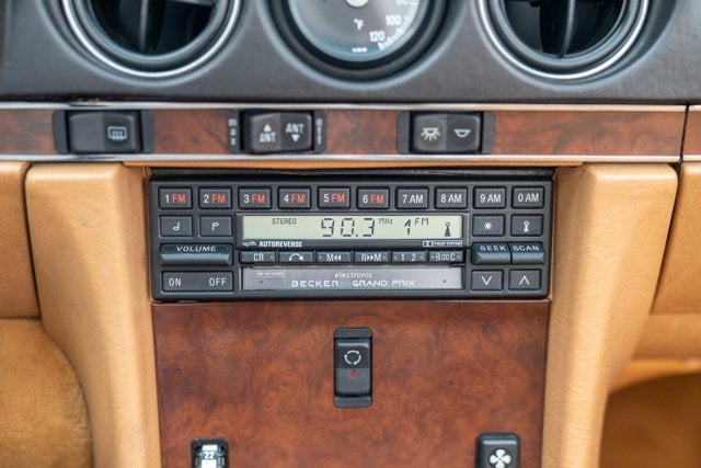 1988 Mercedes-Benz 560SL Convertible