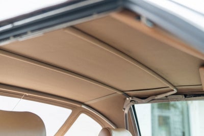 1988 Mercedes-Benz 560SL Convertible