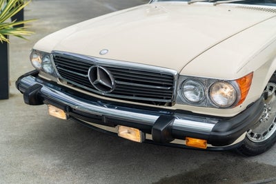 1988 Mercedes-Benz 560SL Convertible