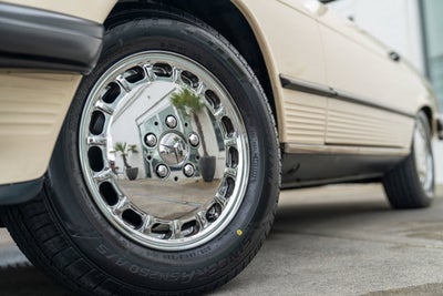 1988 Mercedes-Benz 560SL Convertible