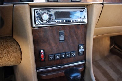 1988 Mercedes-Benz 560SL Base