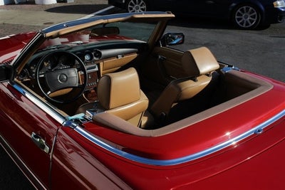 1988 Mercedes-Benz 560SL Base