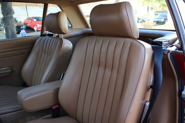 1988 Mercedes-Benz 560SL Base