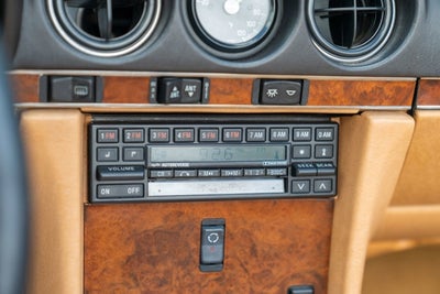 1989 Mercedes-Benz 560 Series 560SL