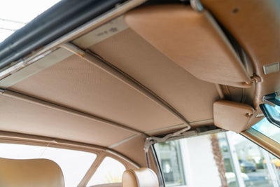 1989 Mercedes-Benz 560 Series 560SL