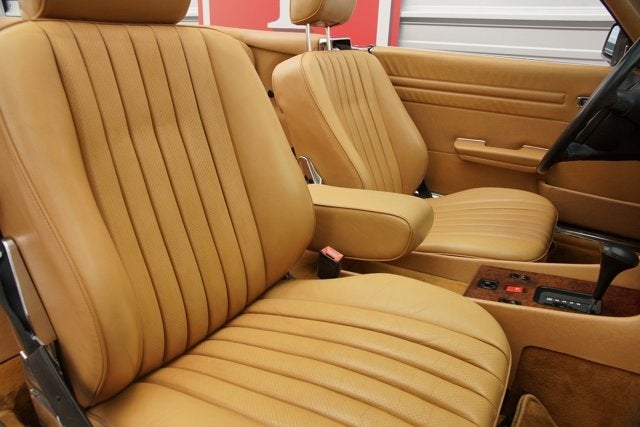 1987 Mercedes-Benz 560SL Convertible