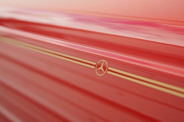 1987 Mercedes-Benz 560SL Convertible