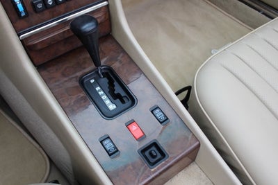 1989 Mercedes-Benz 560 Series 560SL