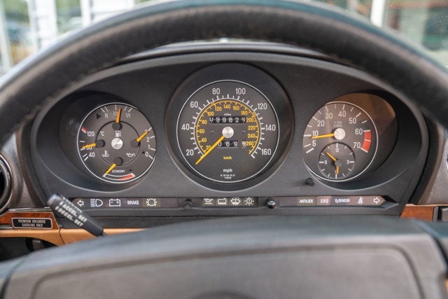 1987 Mercedes-Benz 560SL Base