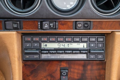 1987 Mercedes-Benz 560SL Base