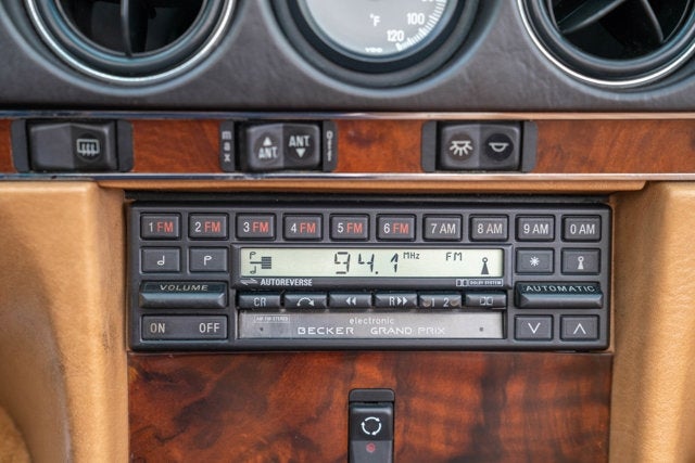 1987 Mercedes-Benz 560SL Base