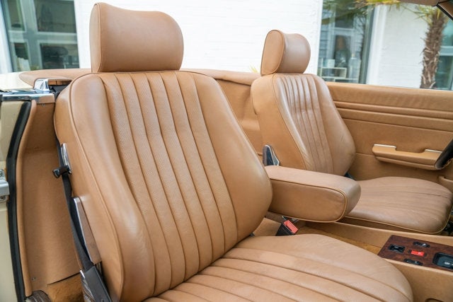 1987 Mercedes-Benz 560SL Base