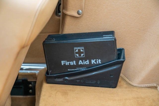 1987 Mercedes-Benz 560SL Base