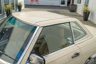 1987 Mercedes-Benz 560SL Base