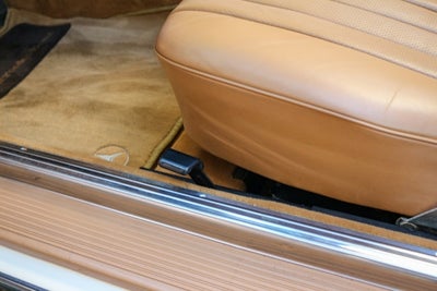 1987 Mercedes-Benz 560SL Convertible