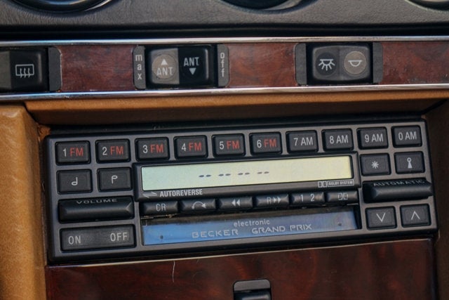 1987 Mercedes-Benz 560SL Convertible