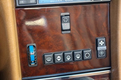 1987 Mercedes-Benz 560SL Convertible