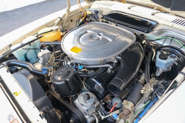 1987 Mercedes-Benz 560SL Convertible