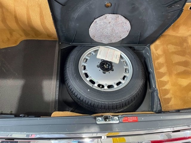 1987 Mercedes-Benz 560SL Convertible