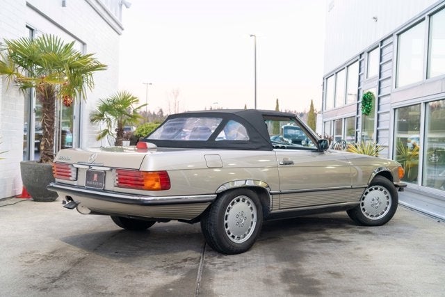 1987 Mercedes-Benz 560SL Convertible