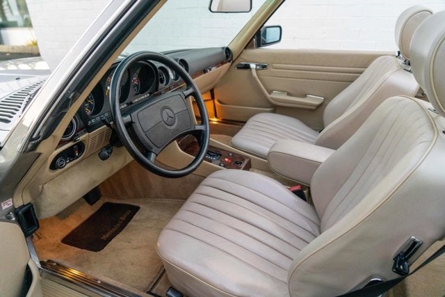 1987 Mercedes-Benz 560SL Convertible