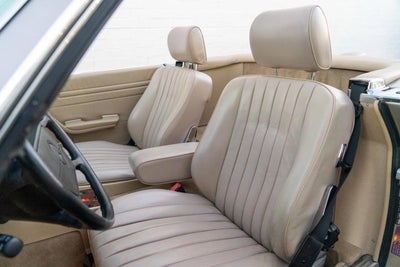 1987 Mercedes-Benz 560SL Convertible