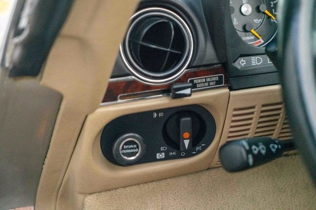 1987 Mercedes-Benz 560SL Convertible