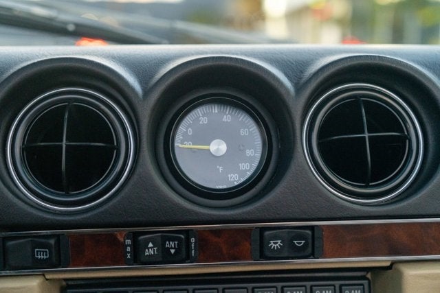 1987 Mercedes-Benz 560SL Convertible