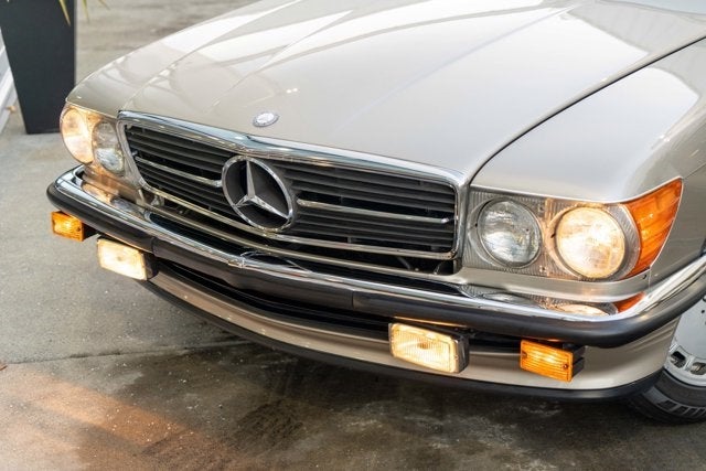 1987 Mercedes-Benz 560SL Convertible