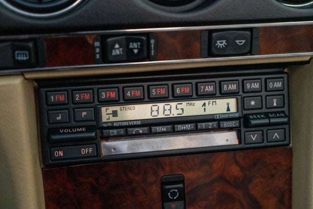 1987 Mercedes-Benz 560SL Convertible