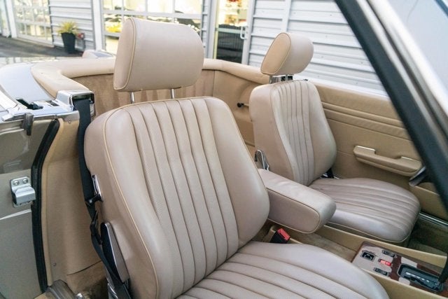 1987 Mercedes-Benz 560SL Convertible