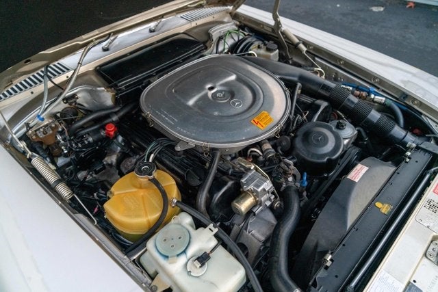 1987 Mercedes-Benz 560SL Convertible